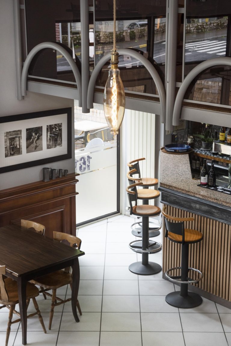 salle (24) copie-bistrorant1610