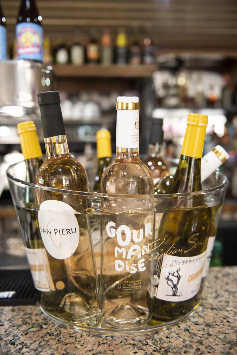 salle (31) copie-bistrorant1610